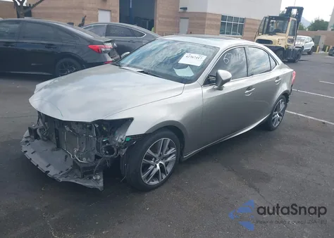 2018 Lexus Is 300 z USA, uszkodzony, nr VIN JTHBA1D29J5082742